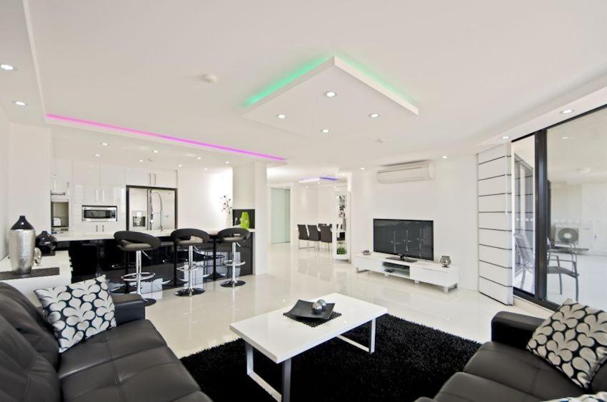 Genesis Apartments By Gold Coast Premium Esterno foto